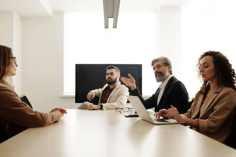 Communication facilitée en entreprise : méthodes et outils pour des échanges plus fluides
