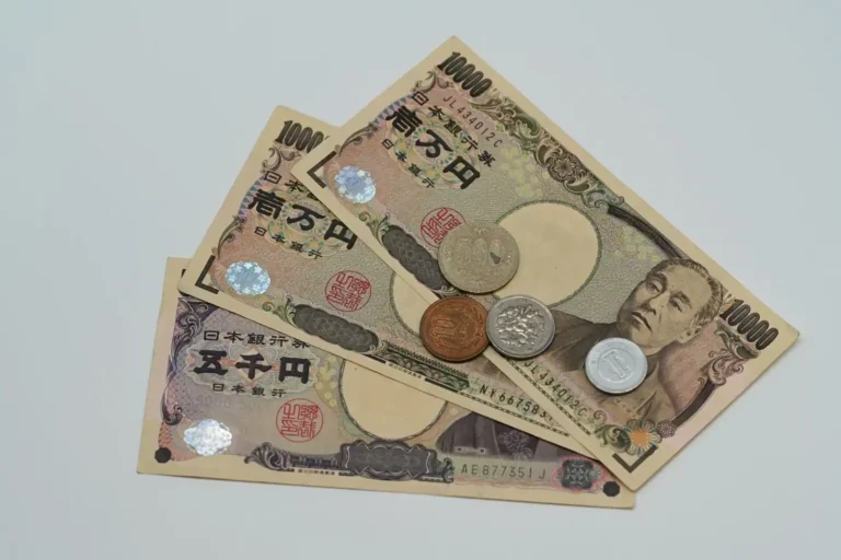 Conversion yen-euro : calcul, taux de change et frais à éviter