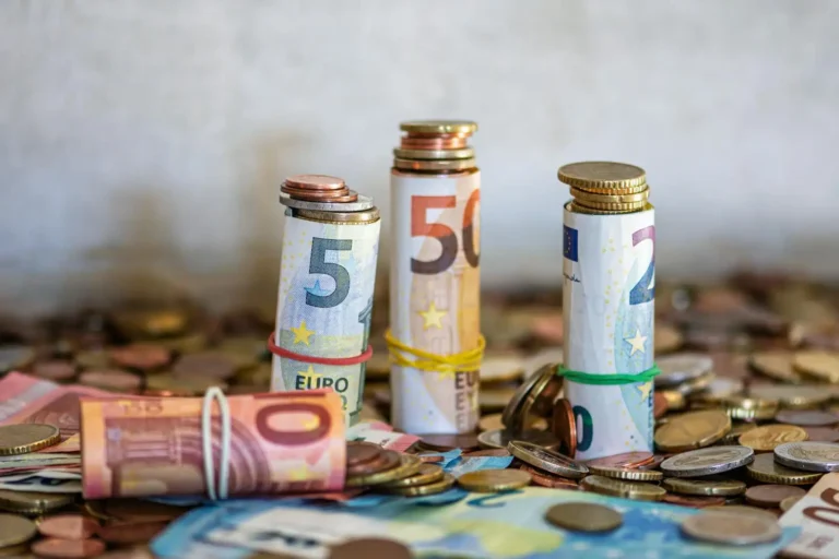 Livret d&rsquo;épargne populaire (LEP) : conditions, taux et fonctionnement