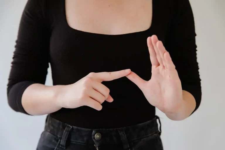 Communication alternative et augmentée : un système, pas un outil