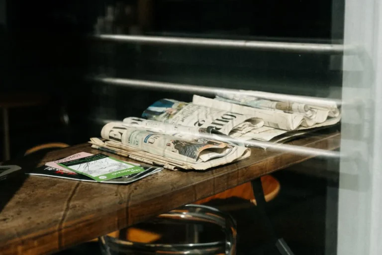 Informations entreprise : magazines, registres et bons réflexes